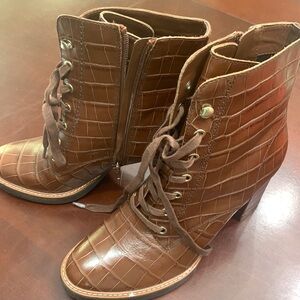 Nature Alizer Boots